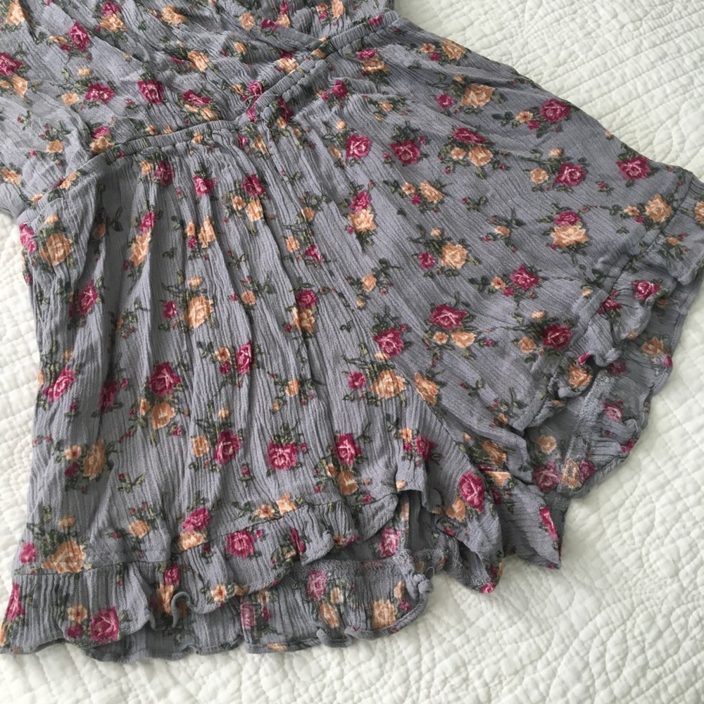 Floral romper - Picture 4 of 4